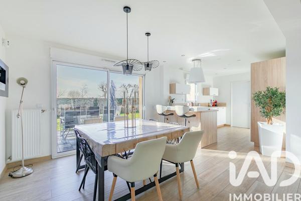 Maison à vendre 6 pièces 118 m² Forges-les-Bains