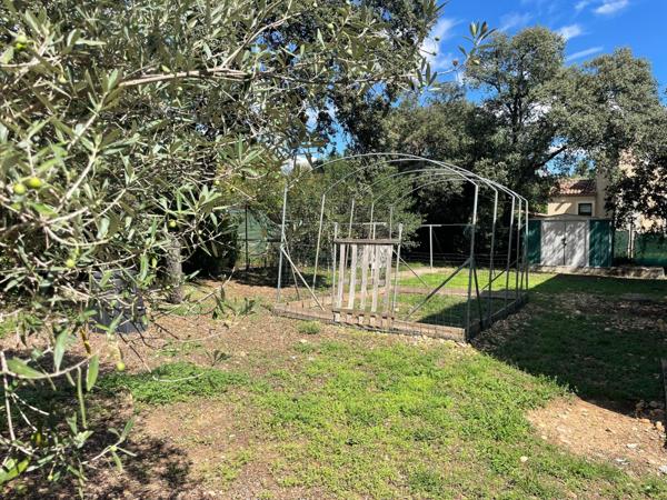 Sorgues (84700) Maison familiale 135 m² sur terrain 1 817 m² piscinable – Calme et nature –