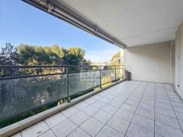 À vendre, Appartement T3, 81m2, Terrasse Garage, Marseille 13013