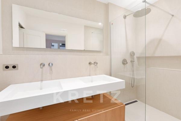 Un écrin contemporain dans un immeuble de charme – Rue de l’Université