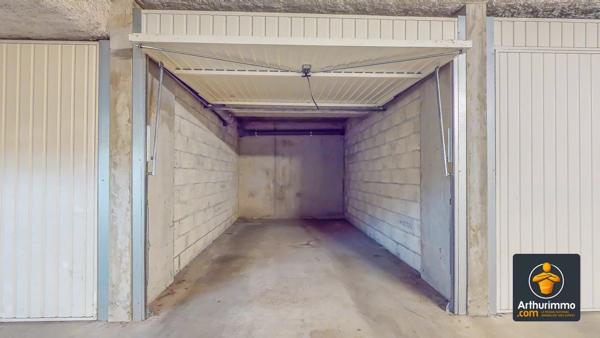 Location Appartement 1 pièces 28 m2 à Saint-Genis-Laval