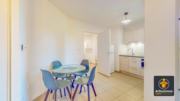 Location Appartement 1 pièces 28 m2 à Saint-Genis-Laval