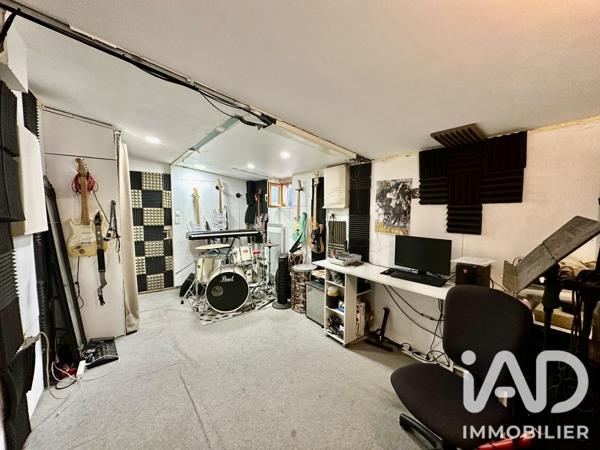 Maison à vendre 5 pièces 117 m² Nîmes