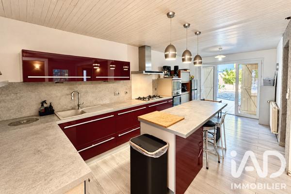 Maison à vendre 5 pièces 117 m² Nîmes