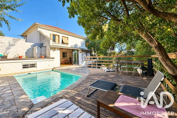 Maison à vendre 5 pièces 117 m² Nîmes