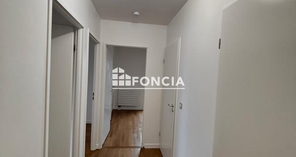 Location Appartement 4 pièces 102.28 m² - Rueil-malmaison 92500