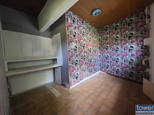 Ensemble immobilier / 2 logements / 162 m2 / A travaux