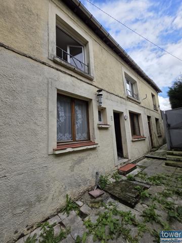 Ensemble immobilier / 2 logements / 162 m2 / A travaux