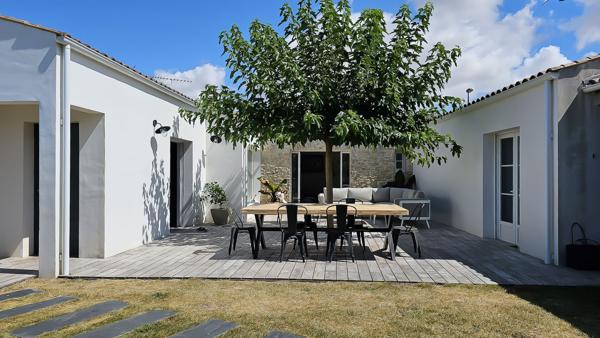 Maison Sainte Soulle 6 pièce(s) 192 m2, Sainte soulle 17220