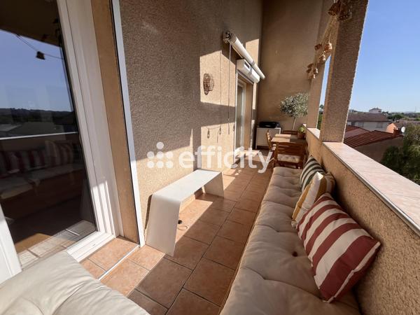 Appartement
         3 pièces
        - 77 m² 290 000 € *