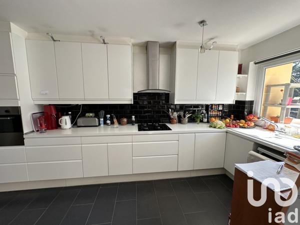 Appartement à vendre 5 pièces 95 m² Élancourt