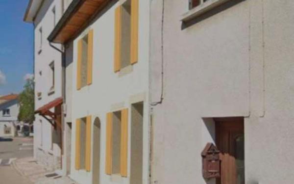 Maison à vendre    3 pièces •  Saint-Jean-de-Bournay