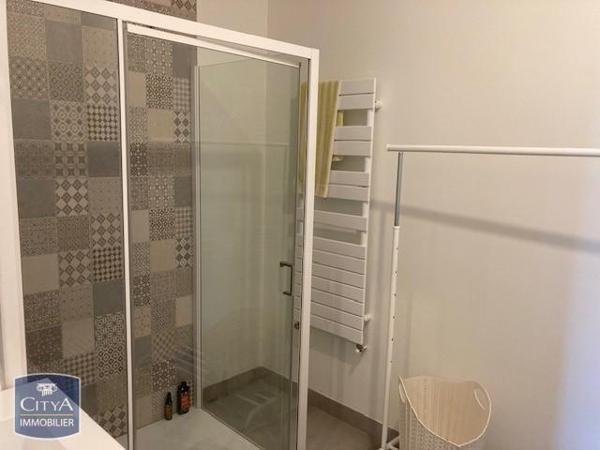 Appartement à louer 3 pièces 64.45m²