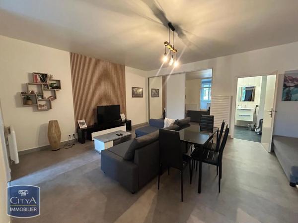 Appartement à louer 2 pièces 47.01m² Aix-les-Bains (73100)