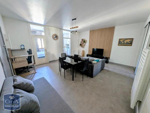 Appartement à louer 2 pièces 47.01m² Aix-les-Bains (73100)