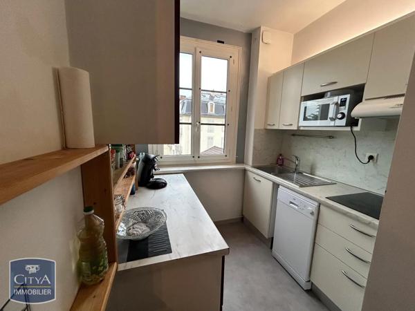 Appartement à louer 2 pièces 47.01m² Aix-les-Bains (73100)