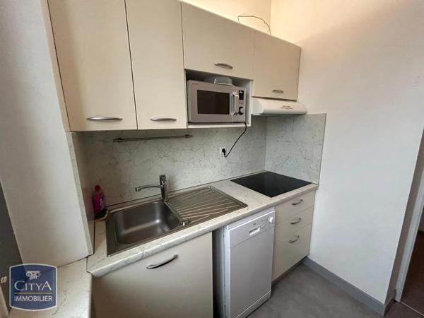 Appartement à louer 2 pièces 47.01m² Aix-les-Bains (73100)
