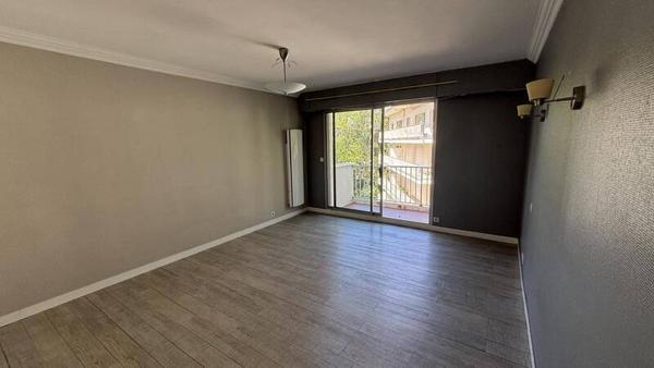 Appartement 1 pièce - 44000 Nantes
