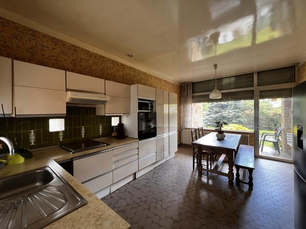 Maison
         8 pièces
        - 192 m² 480 000 € *