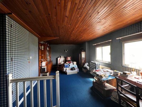 Maison
         8 pièces
        - 192 m² 480 000 € *