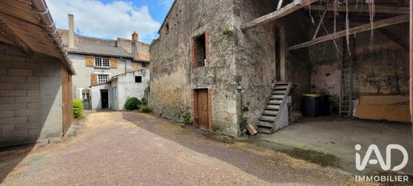 Maison à vendre 8 pièces 112 m² Saint-Loup-Lamairé