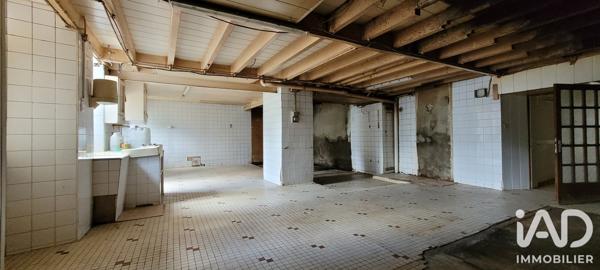 Maison à vendre 8 pièces 112 m² Saint-Loup-Lamairé