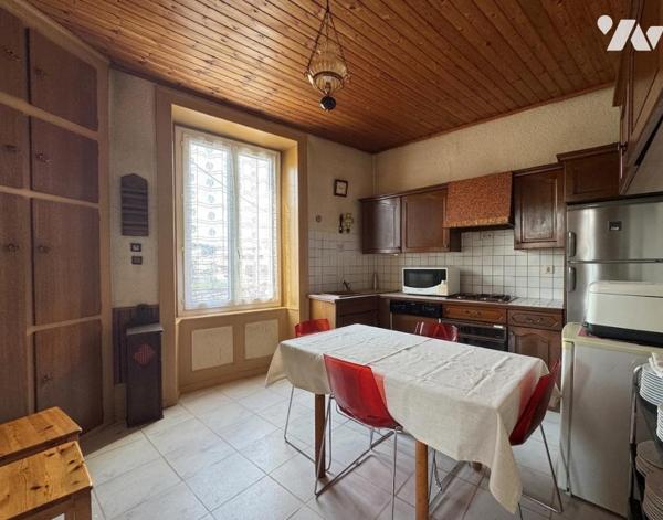 APPARTEMENT 5 PIECES 130 m2 CENTRE-VILLE