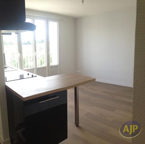 Location appartement Nantes : 729 € - AJP Immobilier Nantes Nord