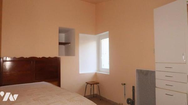 LA MEILLERAIE TILLAY, MAISON D'HABITATION DE PLAIN-PIED.