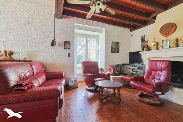 Maison à vendre |                                       Marsaneix |                                        9 pièces  |  206 m²