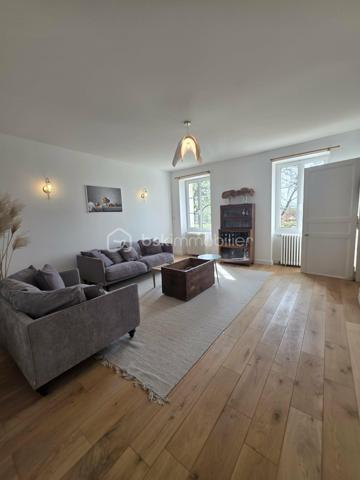 Maison de maitre de 306 m²