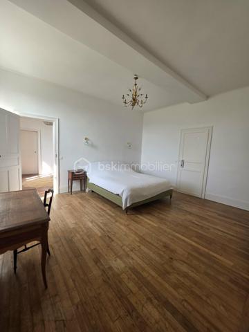 Maison de maitre de 306 m²