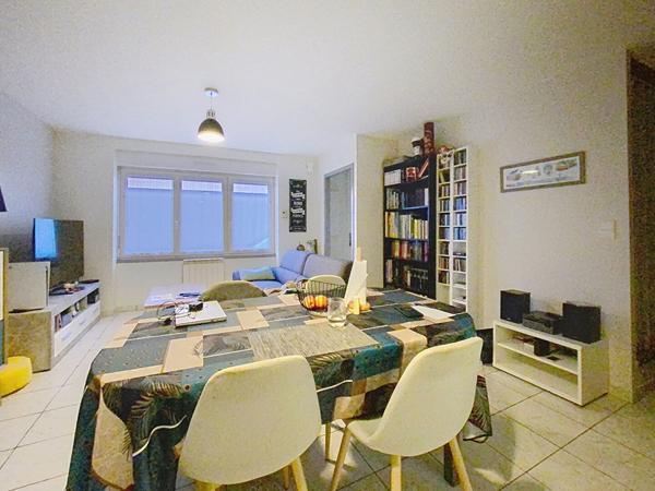 EXCLUSIVITÉ, Maison de ville T3 avec cave, Investissement locatif à Luçon.