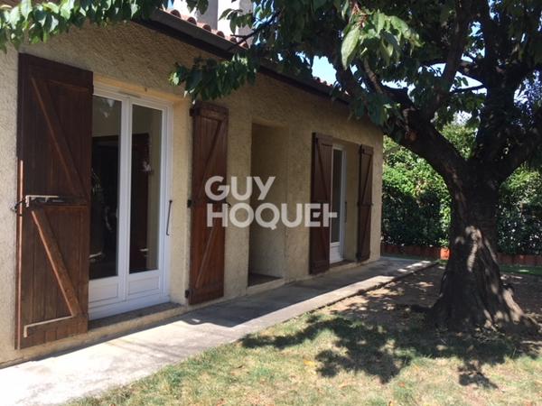 A LOUER MAISON T4 -  85 m² - ARENES - JARDIN - GARAGE - OUVERT A LA COLOCATION