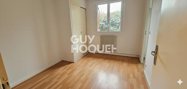 A LOUER MAISON T4 -  85 m² - ARENES - JARDIN - GARAGE - OUVERT A LA COLOCATION