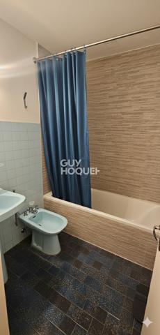 A LOUER MAISON T4 -  85 m² - ARENES - JARDIN - GARAGE - OUVERT A LA COLOCATION