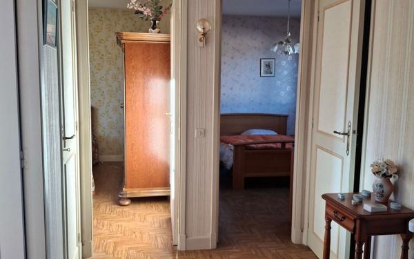 Maison à vendre    5 pièces •  Aussillon