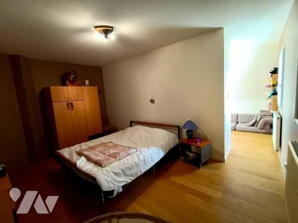 NOUVEAUTE - SEULEMENT CHEZ TRENTE CINQ NOTAIRES - dans un secteur calme et très recherché à 10 ...