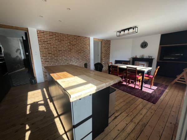 Duplex de caractère au cœur de Vannes – Dernier étage