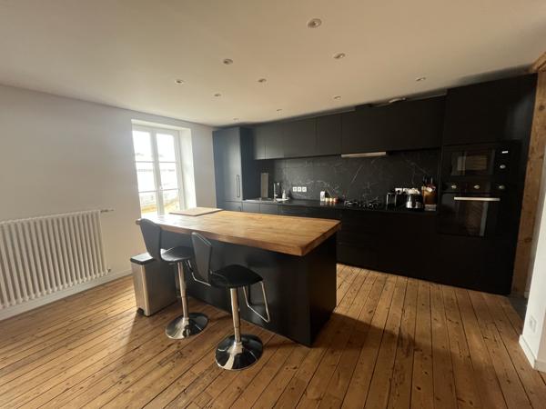 Duplex de caractère au cœur de Vannes – Dernier étage