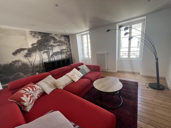 Duplex de caractère au cœur de Vannes – Dernier étage