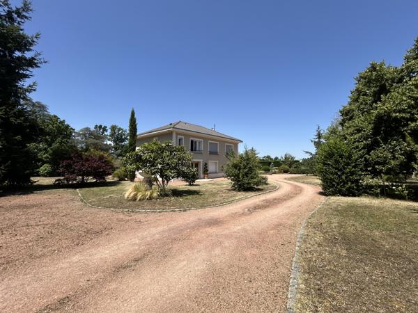 Maison 9 pièces - 270 m² Bien prestige