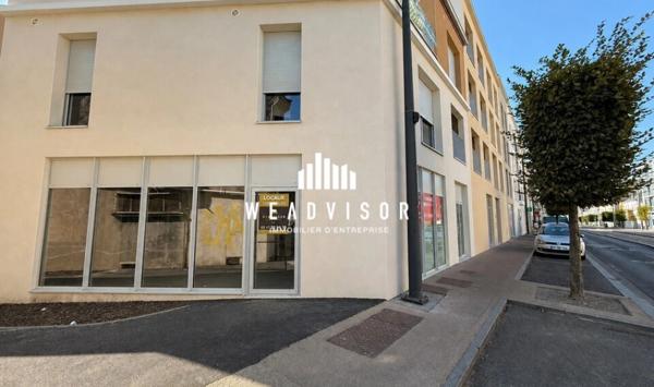 Vente - Local commercial d'environ 127 m²