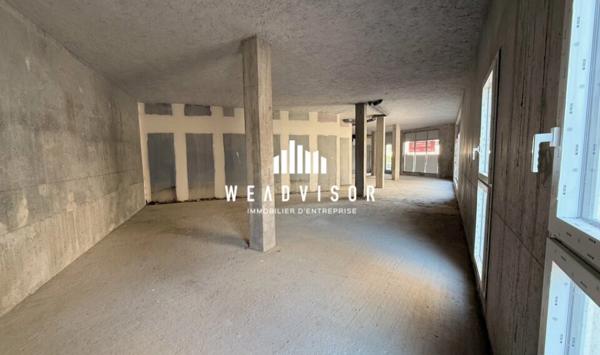Vente - Local commercial d'environ 127 m²