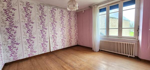 Maison de bourg à rénover.