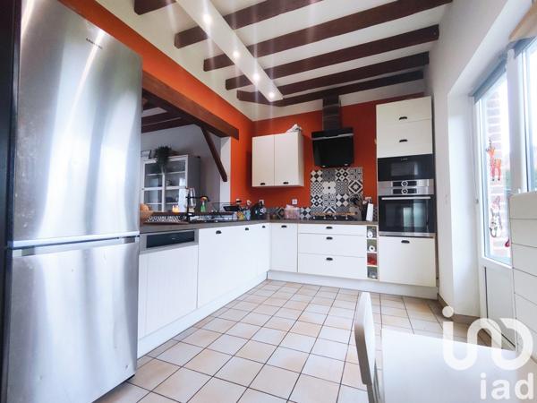 Maison 5 pièces de 123 m² à Aire-sur-la-Lys (62120)