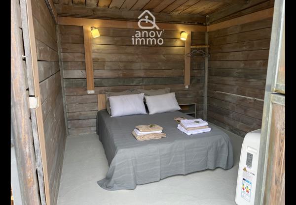 Mas
                                                                                                                                                                                                                                                                                                                        5 pièce(s)                                                                                                                                                                                                          4 chambre(s)                                                                                                                                                                                                          162  m²