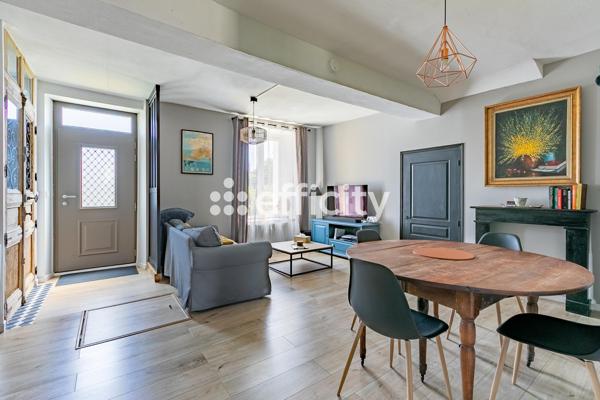 Maison
         6 pièces
        - 87 m² 335 000 € *