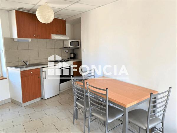 Location Appartement meublé 2 pièces 22.23 m² - 187 RUE DE PARIS Flers 61100