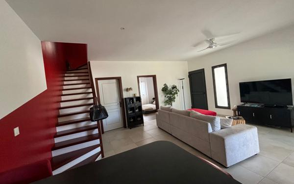 Maison à vendre    5 pièces •  Le Tampon